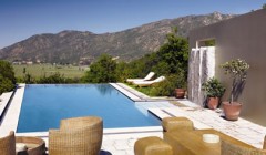 Lapostolle residence