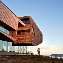 Refugia hotel outside