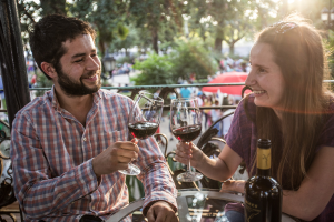 couple drinking wine