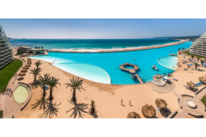 Largest pool chile